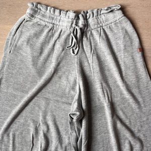 Lunya Wide Leg Lweatpants, size M